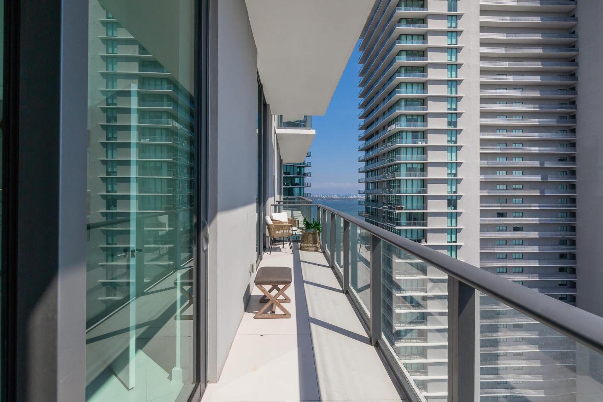 Unique High-Rise Condo In Miami Exterior photo