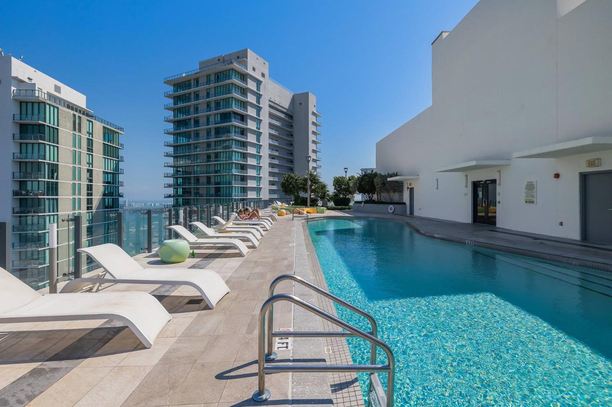Unique High-Rise Condo In Miami Exterior photo