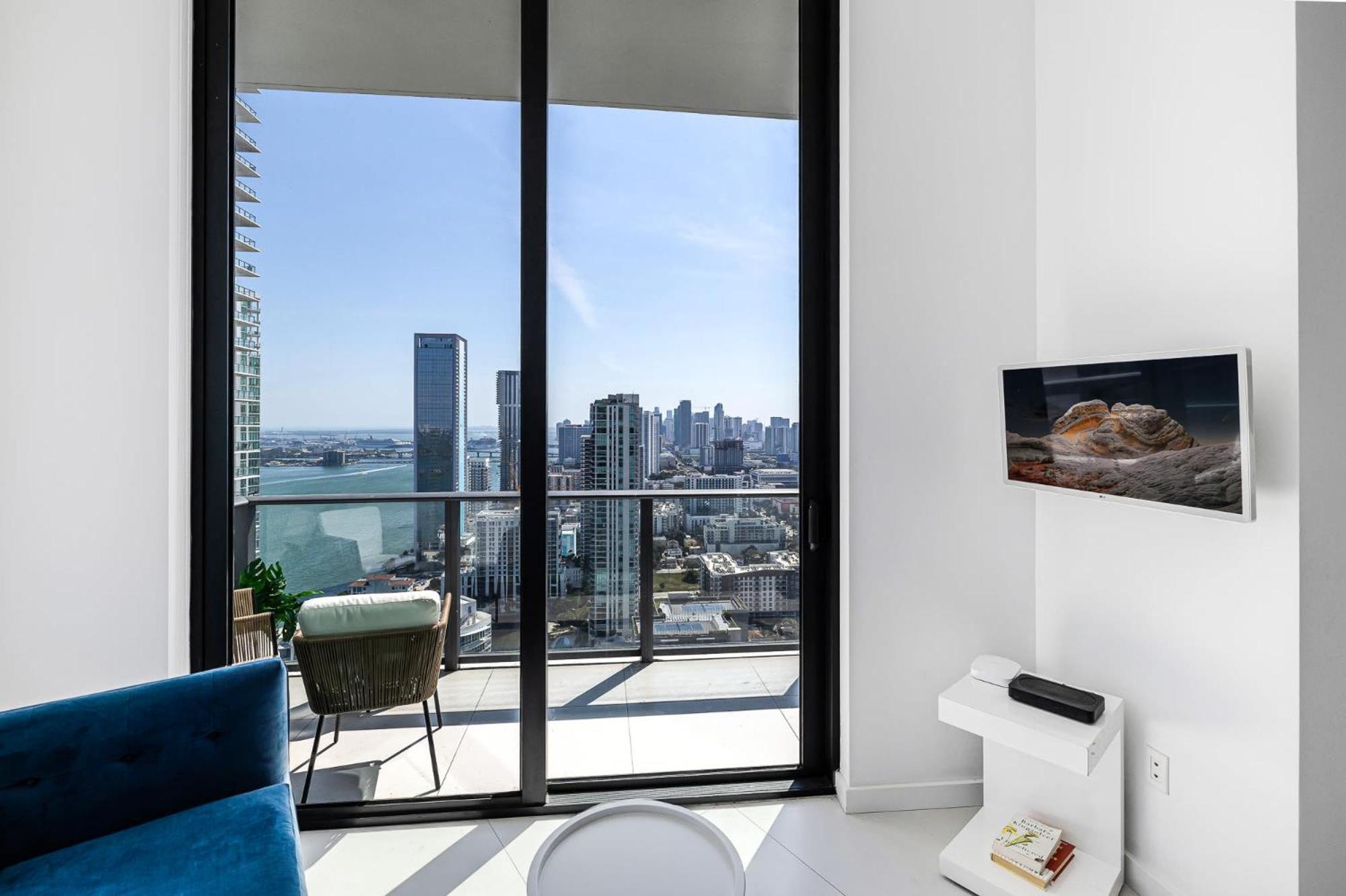 Unique High-Rise Condo In Miami Exterior photo