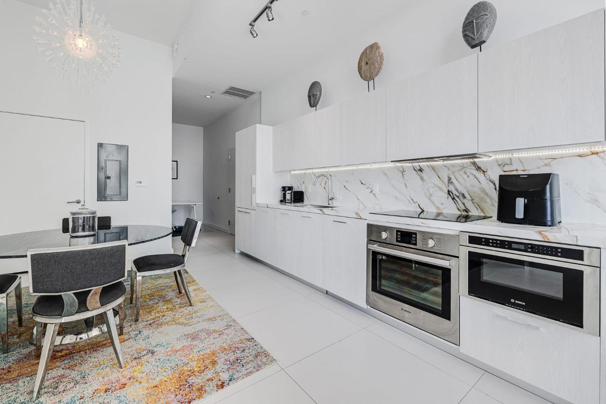 Unique High-Rise Condo In Miami Exterior photo